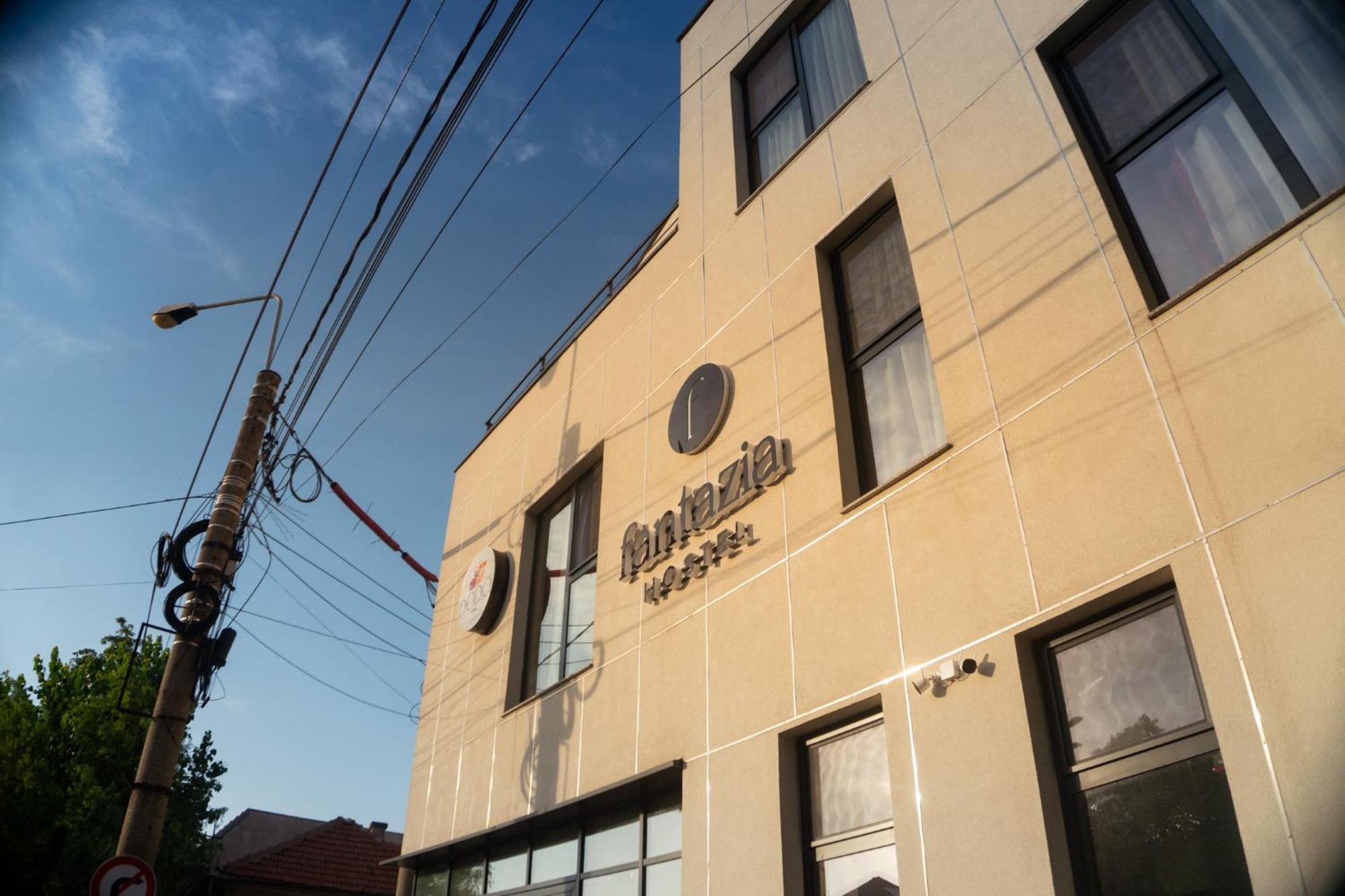 Hotel Fantazia Oradea Εξωτερικό φωτογραφία